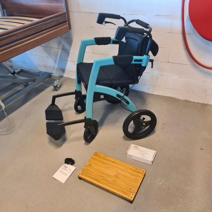 Nieuwe rollator en rolstoel in één!, Diversen, Rollators, Zo goed als nieuw, Ophalen