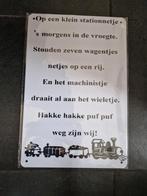 Op een klein stationnetje wandbord, Ophalen of Verzenden, Nieuw