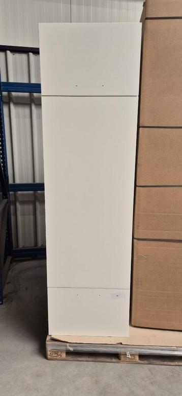 * nieuw* Bruynzeel 2,08 mtr witte hoge kast met nis 122,5 beschikbaar voor biedingen