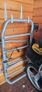 Thule EasyBase 949 + tas Ranger 90, Ophalen, Gebruikt