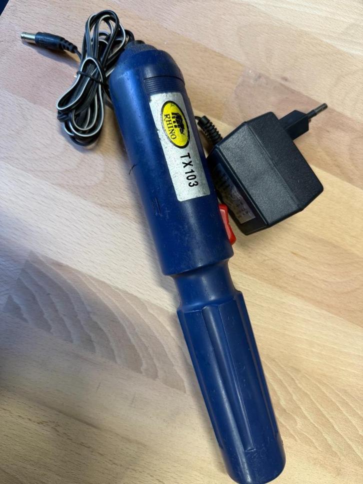 Oplaadbare elektrische schroevendraaier, Doe-het-zelf en Verbouw, Gereedschap | Handgereedschap, Gebruikt, Ophalen of Verzenden