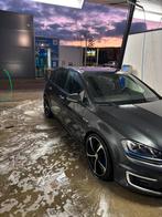 Volkswagen Golf GTE Pano 1.4 TSI 204pk 5D DSG 2015 Grijs, Zwart, 4 cilinders, Sportstoelen, 1395 cc