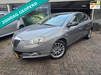 Lancia Delta 1.4 M.air Oro | 1E EIGENAAR | 12MND GARANTIE |, Auto's, Lancia, Voorwielaandrijving, Leder en Stof, Origineel Nederlands