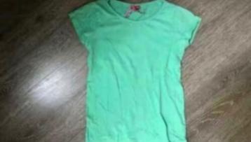 Lichtgroen zomer shirt in maat 128/134 beschikbaar voor biedingen