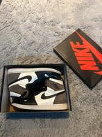 Jordan High Mocha, Kleding | Heren, Schoenen, Ophalen of Verzenden, Nieuw, Bruin