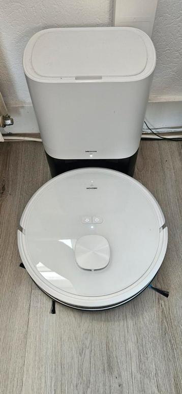 Nette Medion robotstofzuiger met zelfleegstation beschikbaar voor biedingen