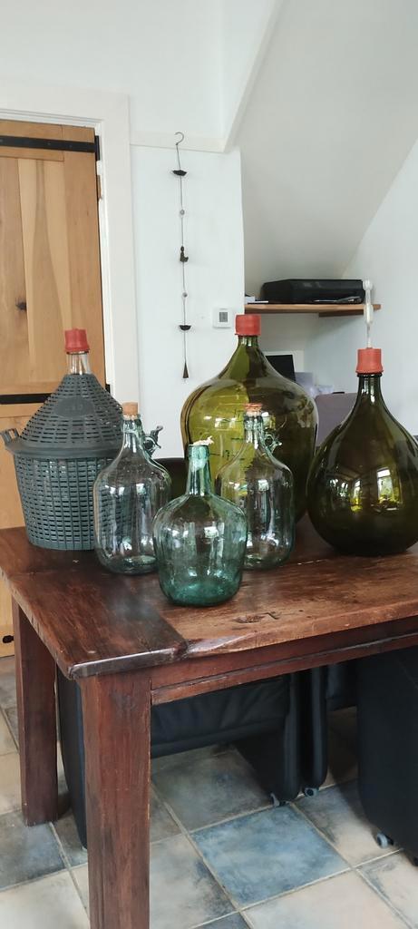 Diverse brouw artikelen, flessen, slotjes, meters enz., Hobby en Vrije tijd, Overige Hobby en Vrije tijd, Zo goed als nieuw, Ophalen of Verzenden