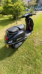 Mooie berini scooter, Ophalen, Zo goed als nieuw, Benzine, Overige modellen