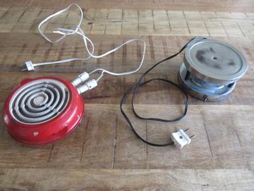 2 Vintage Retro warmhoudplaat bakeliet Gloeispiraal jaren 60 beschikbaar voor biedingen