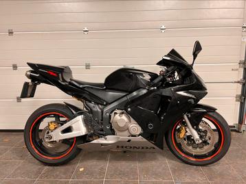 Honda CBR 600RR 2004 beschikbaar voor biedingen