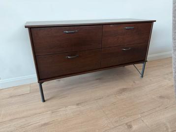 IKEA bruine ladekast beschikbaar voor biedingen