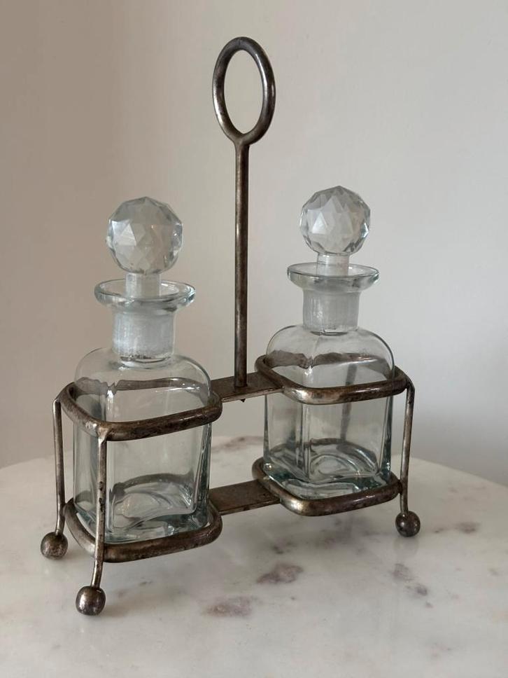 Vintage olie en azijn set met glazen flessen, Huis en Inrichting, Keuken | Keukenbenodigdheden, Ophalen of Verzenden