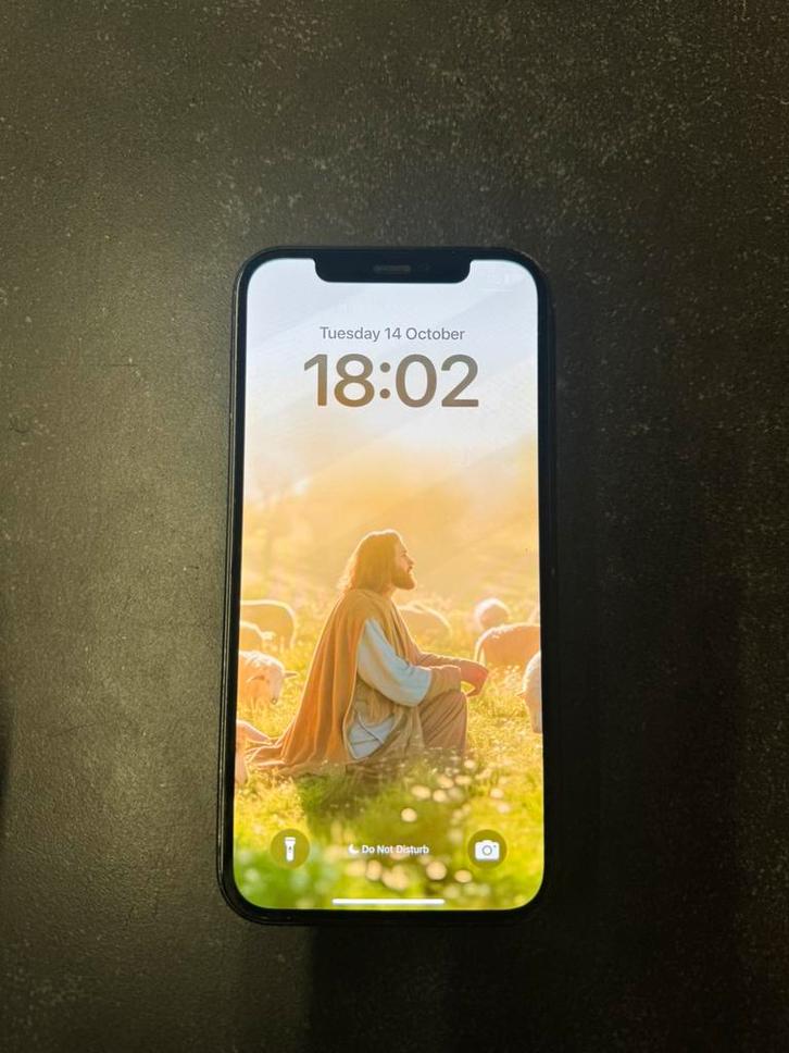 iPhone 12 64GB (Achterkant Stuk/Back Cracked), Telecommunicatie, Mobiele telefoons | Apple iPhone, Gebruikt, 64 GB, Zonder abonnement