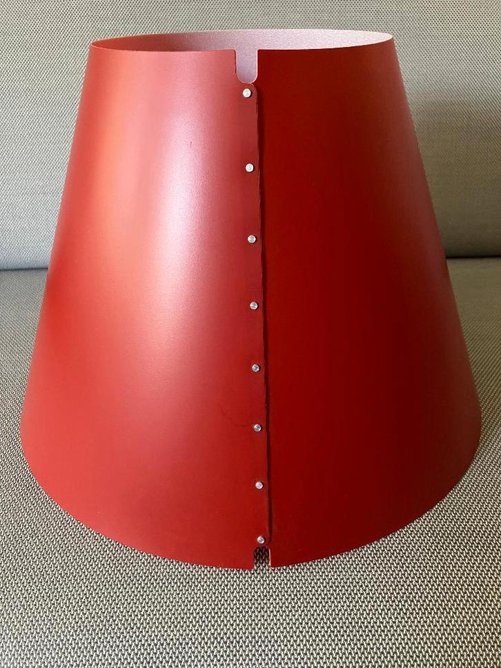 Kap van Costanza-lamp van Luceplan, Huis en Inrichting, Lampen | Lampenkappen, Zo goed als nieuw, 25 tot 50 cm, Rond, Rood, Ophalen of Verzenden