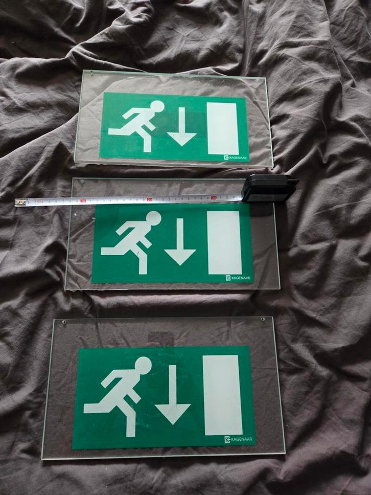 Nooduitgang borden - 3 stuks, Huis en Inrichting, Woonaccessoires | Wanddecoraties, Ophalen of Verzenden