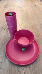 Melamine set drinkbekers schaaltjes borden roze, Ophalen, Gebruikt