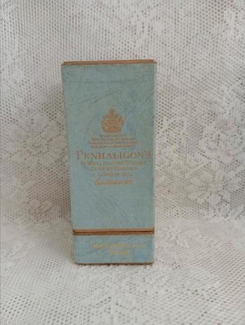 Vintage flesje Penhaligon's Bluebell. beschikbaar voor biedingen