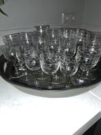 27 antieke glaasjes met Griekse rand, Antiek en Kunst, Antiek | Glas en Kristal, Ophalen