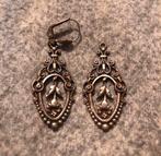 Vintage oorbellen hangers sierlijk zilver 1 haakje mist, Verzenden, Zilver, Zilver, Hangers