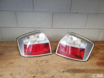 Audi A4 b6 achterlicht set HELLA MAGIC COLOUR 2000 - 2004 beschikbaar voor biedingen