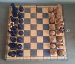houten schaakspel in opberg koffer, Een of twee spelers, Ophalen of Verzenden, Zo goed als nieuw