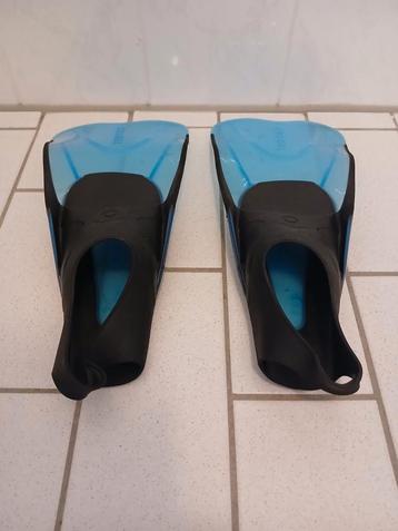 Zwemflippers, flippers, zwemvliezen, zwemvinnen maat 30-31.  beschikbaar voor biedingen