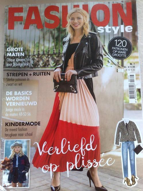 Fashion style nr 7 / 2017, Hobby en Vrije tijd, Kledingpatronen, Zo goed als nieuw, Vrouw, Verzenden