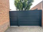 Dichte stalen poort met loopdeur en openslaande vleugel, Tuin en Terras, Ophalen, Staal, Zo goed als nieuw, 150 tot 200 cm
