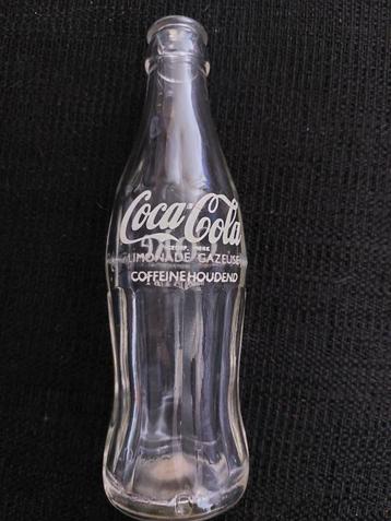 Antiek glazen  Coca Cola flesje  beschikbaar voor biedingen