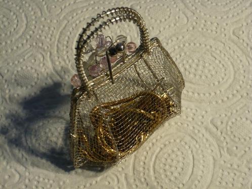 Prachtige vintage metalen opbergtas voor meisjessieraden., Antiek en Kunst, Antiek | Woonaccessoires, Verzenden