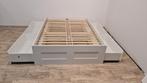Wit ikea Hemnes bed 140x200 met 4 lades. Leveren, Huis en Inrichting, Slaapkamer | Bedden, Ikea, Wit, Tweepersoons, Zo goed als nieuw