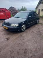 Volkswagen Passat 2.3 110KW 2000 Zwart loop & sloop, Origineel Nederlands, Te koop, 5 stoelen, Benzine