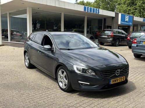 Volvo V60 2.0 T5 245pk Aut8 Xenon Standkachel Stoelverw V+A, Auto's, Volvo, Bedrijf, Te koop, V60, ABS, Achteruitrijcamera, Airbags