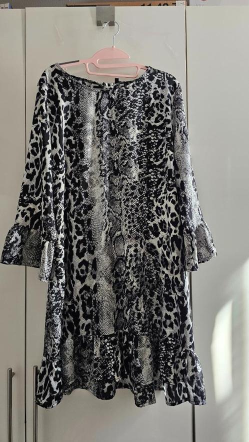 Norah🌺Mooi zwart zomerjurkje slangenprint🎀Mt 46 Als nieuw, Kleding | Dames, Jurken, Zo goed als nieuw, Maat 46/48 (XL) of groter