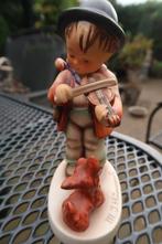 Goebel ,M.J.Hümmel ,violist met hond,hoogte 18 cm, Antiek en Kunst, Curiosa en Brocante, Ophalen of Verzenden