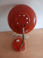 Vintage oranje metalen bureaulamp, tafellamp., Gebruikt, Vintage, Ophalen of Verzenden, Onbekend