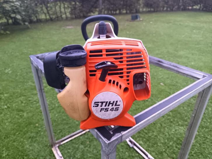 Stihl FS 45 Benzine Trimmer - Goed Onderhouden, Tuin en Terras, Bosmaaiers, Gebruikt, Benzine, 10 tot 30 cm, Ophalen