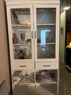 Witte vitrinekast met glazen deuren, 100 tot 150 cm, Ophalen of Verzenden, Zo goed als nieuw, Met lade(s)