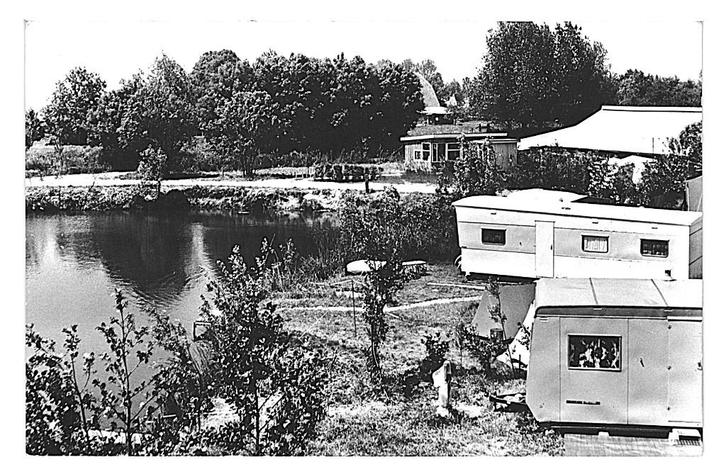 990379 Willemstad 1971 N Br Camping Bovensluis Gelopen met, Verzamelen, Ansichtkaarten | Nederland, Gelopen, Noord-Brabant, 1960 tot 1980