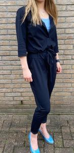 Blauwe jumpsuit van Elvira in travelstof maat 36, Kleding | Dames, Jumpsuits, Blauw, Ophalen of Verzenden, Zo goed als nieuw, Maat 36 (S)
