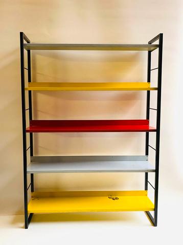 Tomado Holland XL boekenkast design A.Dekker beschikbaar voor biedingen