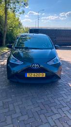 Toyota Aygo 1.0 Vvt-i 72pk 5D 2018 Grijs, Voorwielaandrijving, Zwart, Start-stop-systeem, 4 stoelen