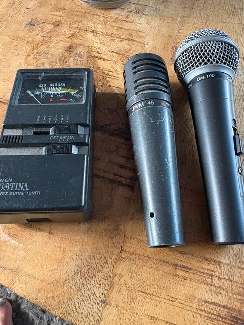 2 x microfoons en gitaar tuner., Muziek en Instrumenten, Microfoons, Gebruikt, Zangmicrofoon, Ophalen
