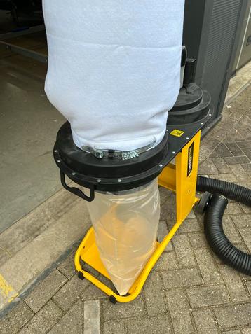 Nieuwe Powerplus Houtstofafzuiger beschikbaar voor biedingen