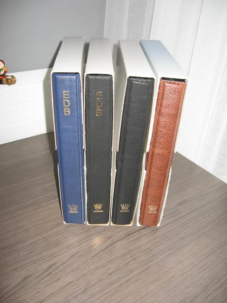 4 Importa albums voor Eerste dag bladen., Postzegels en Munten, Postzegels | Toebehoren, Verzamelalbum, Verzenden