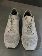 Under Armour. Maat 45., Wit, Under Armour, Ophalen of Verzenden, Sneakers of Gympen