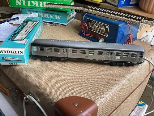 Marklin 4042 DB 2de klas silberling ovp gebruikt, Hobby en Vrije tijd, Modeltreinen | H0, Gebruikt, Wagon, Wisselstroom, Märklin