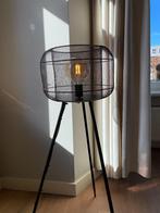 2 lampen, industrieel zwart gaas, staande  + een tafel lamp, 100 tot 150 cm, Industrieel modern stoer, Metaal, Zo goed als nieuw