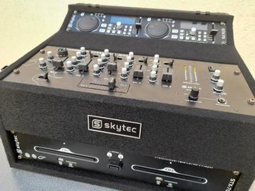 Mooie DJ-set te huur...! beschikbaar voor biedingen