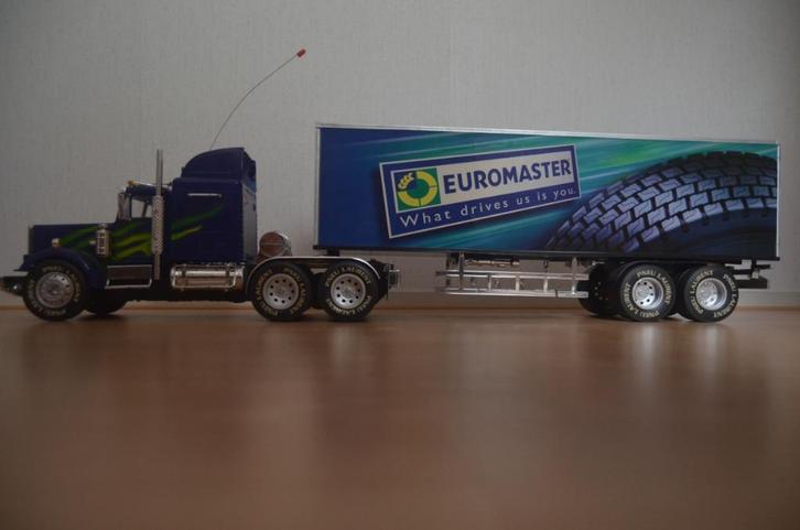 Radiografisch bestuurbare vrachtauto, Hobby en Vrije tijd, Modelbouw | Radiografisch | Auto's, Zo goed als nieuw, Auto onroad
